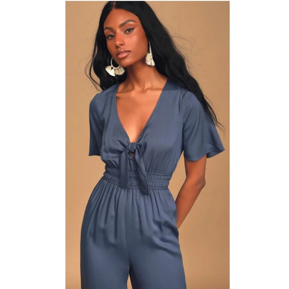 NWT Lulus Here To Love Denim Blue Tie-Front Jumpsuit Size L - Picture 2 of 14